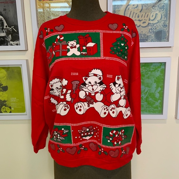 Adorable Vintage Red Christmas Cats & Presents Sweatshirt - Picture 1 of 7